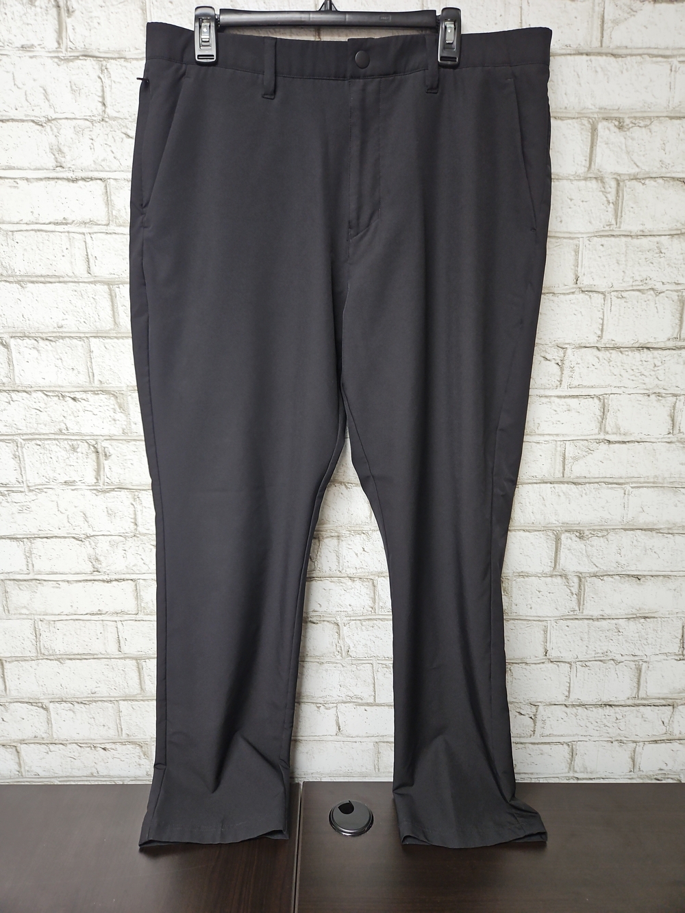 Xersion Men's Black Golf Woven Open Bottom Pants Size 36x30